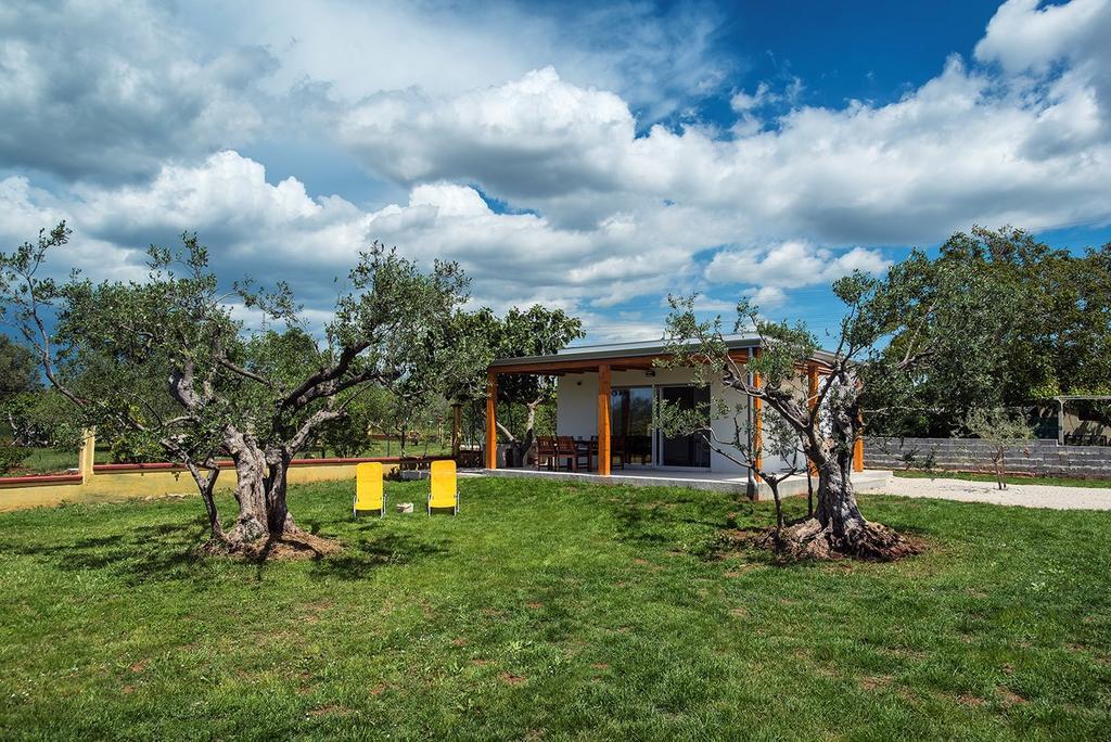 Holiday Home Maria Fažana Exteriör bild
